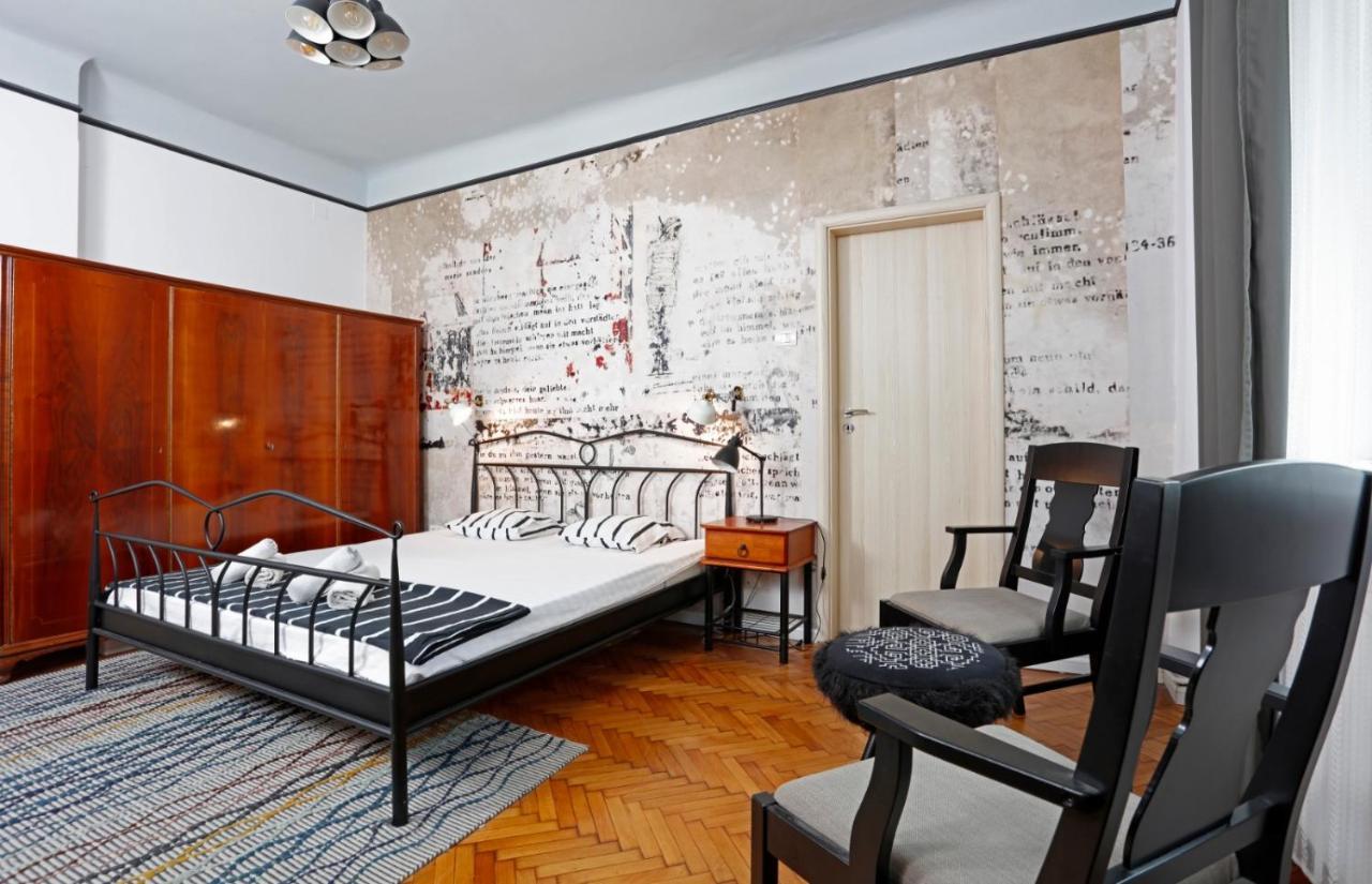 Appartamento Traditional Modern 3 Bedroom In Center Bucarest