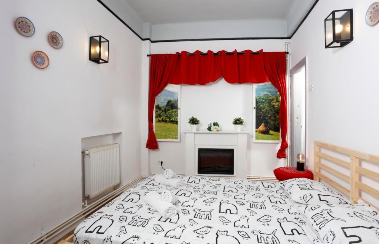 Traditional Modern 3 Bedroom In Center * Bucarest